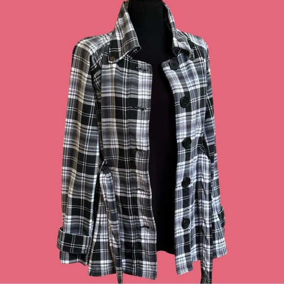 Plaid Black and White Jacket - LIKE NEW! - Picture 9 of 10